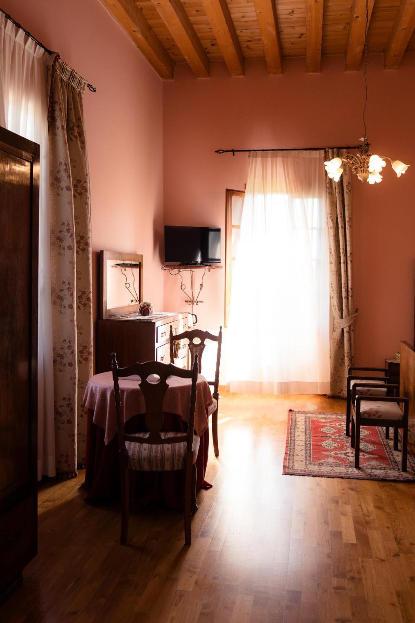 Standard Double or Twin Room,1679569864:JPEG